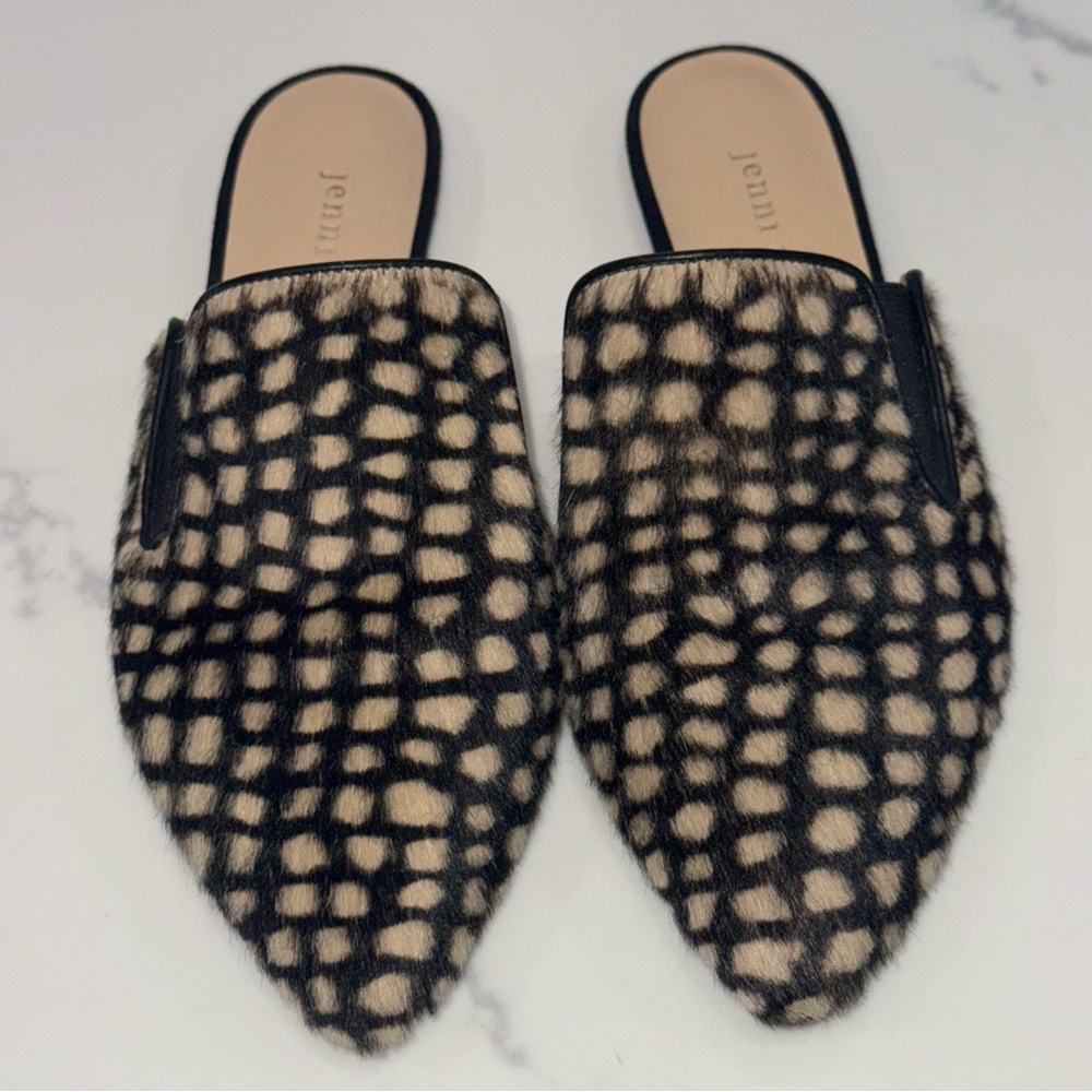 JENNI KAYNE
Pony Hair Mule Animal Print Leather Mule Size 35 cow zebra leopard